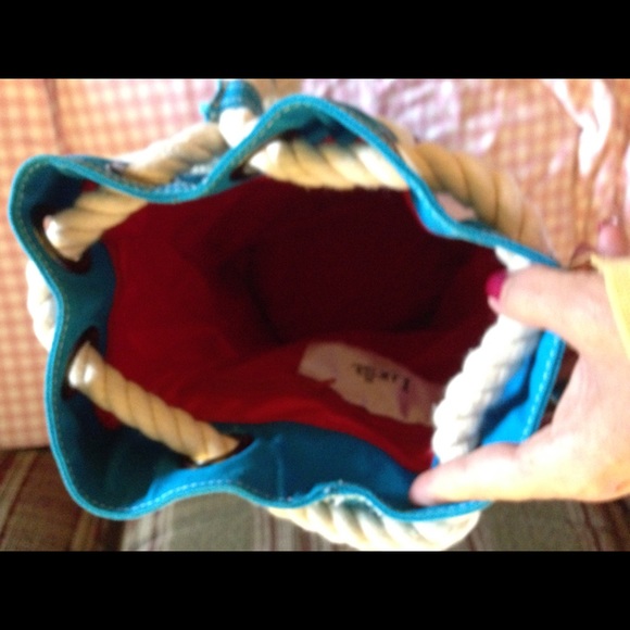 Drawstring bag - Picture 4 of 4