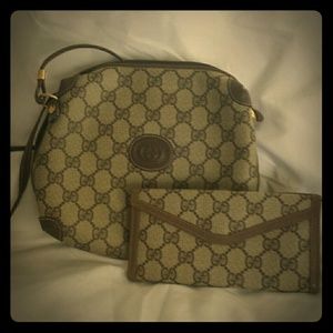 Small, vintage  Gucci purse