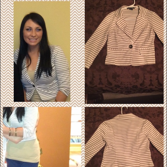 White and Tan stripped cropped blazer