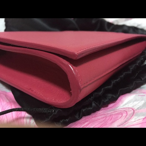 YSL clutch - Picture 3 of 4