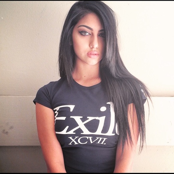 Exile shirt, size medium! Form fitting!