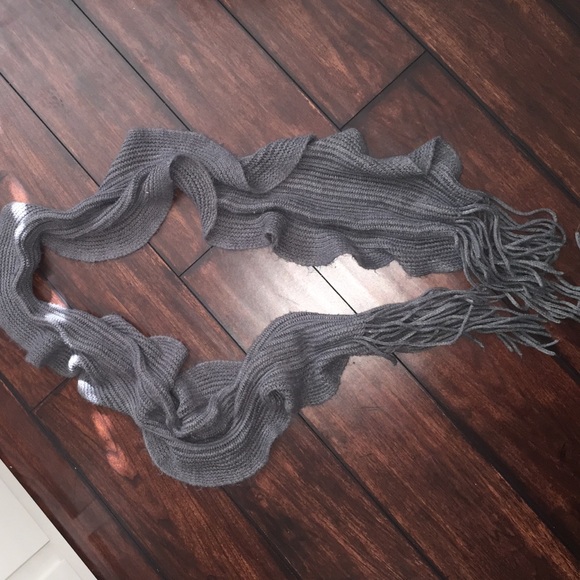 Aldo Ruffled Scarf