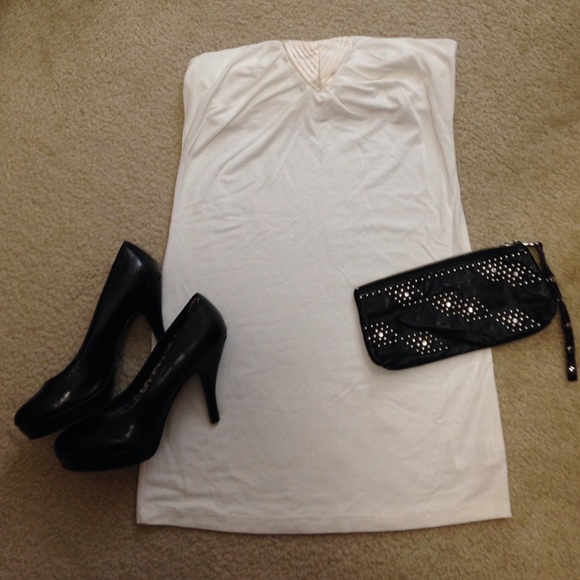 Bebe tube dress size M