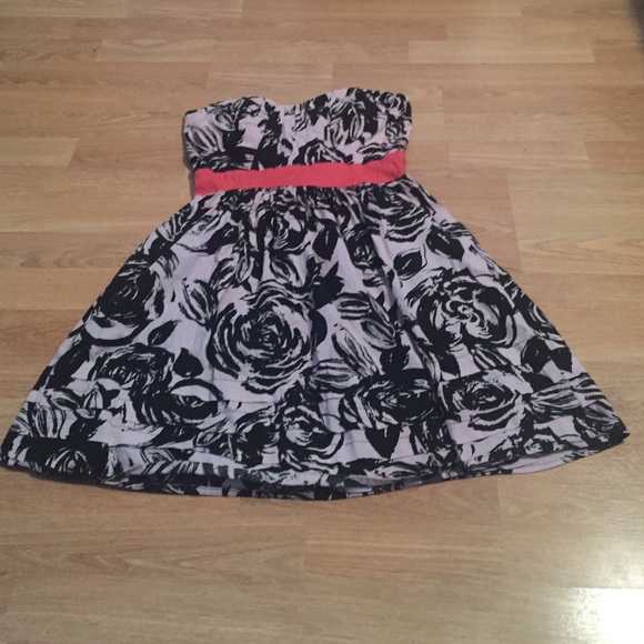 Soft pink and black dress with coral band
