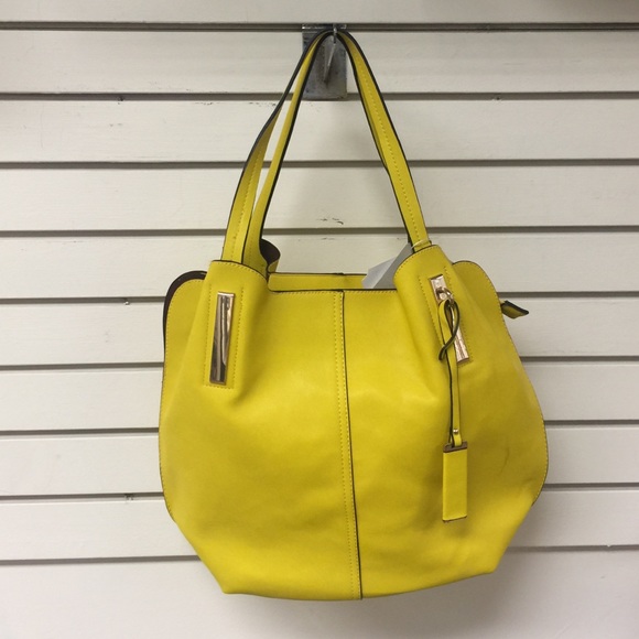 🎉HOST PICK🎉Summer Vegan Leather Yellow Purse - Picture 1 of 4