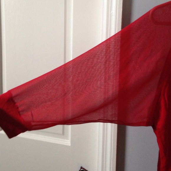 Express Red top - Picture 2 of 4