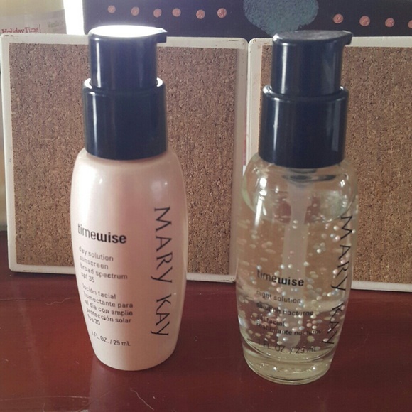 Mary Kay Day & Night Solution