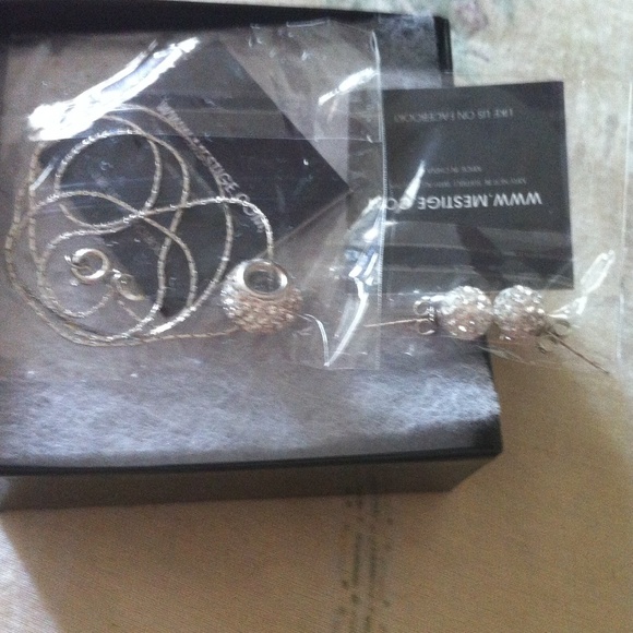 Necklace & Earrings.