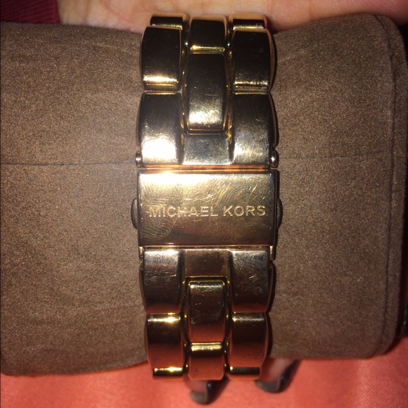 🚫SOLD🚫 - Picture 2 of 4