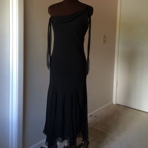 Black ankle-long evening dress