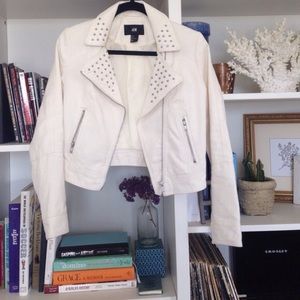 Beautiful blazer type coat new !