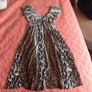 Cute, fun leopard dress!