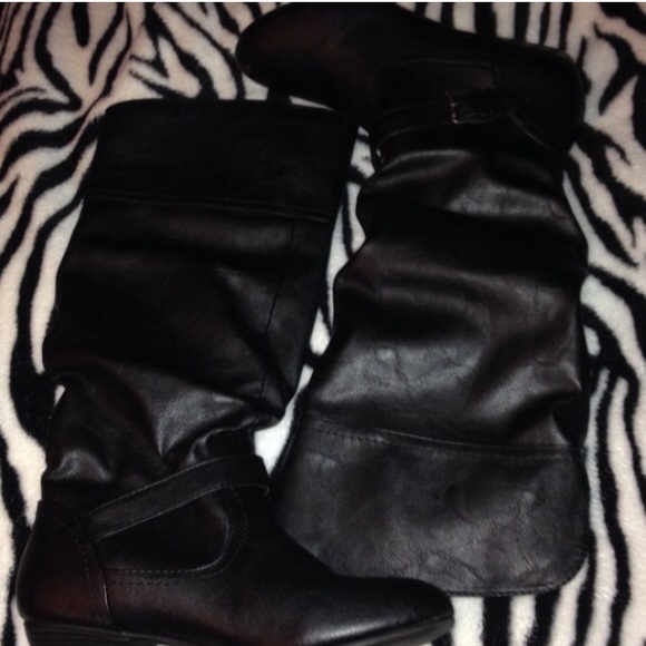 Black genuine leather boots