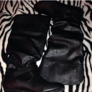 Black genuine leather boots