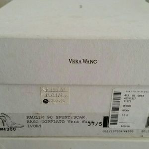 Vera Wang wedding shoes