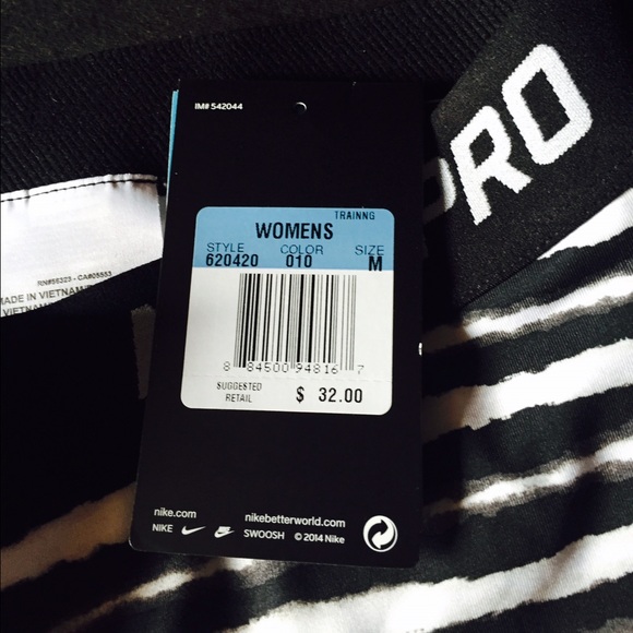 ❌SOLD❌Nike pros - Picture 4 of 4