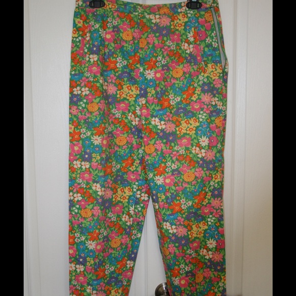 Lily Pulitzer flowered capris