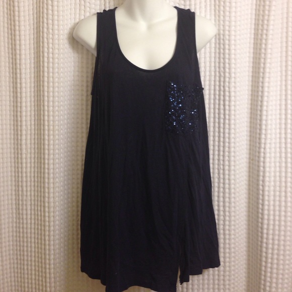 Express 💋navy blue tank w/ sequin pocket