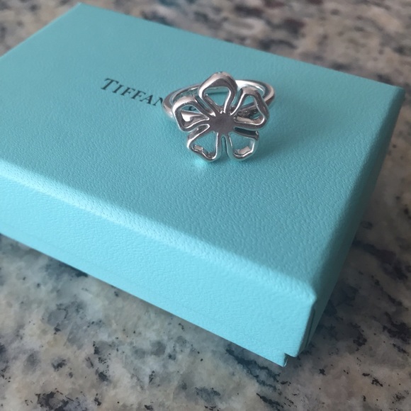 Tiffany & Co. Open Flower Ring