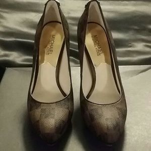 Michael Kors Pumps