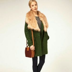 ⬇⬇ASOS Overs. Ivory Wool Coat w/ Detach. Faux Fur