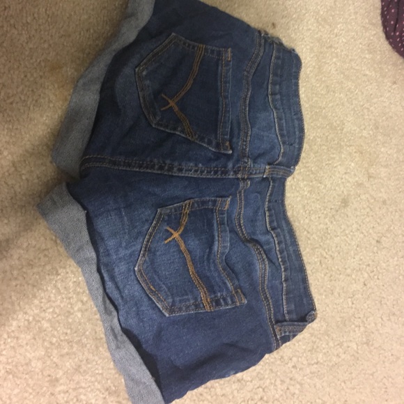 Bullhead shorts
