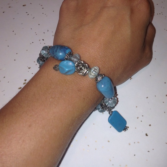 Turquoise stone stretchy bracelet