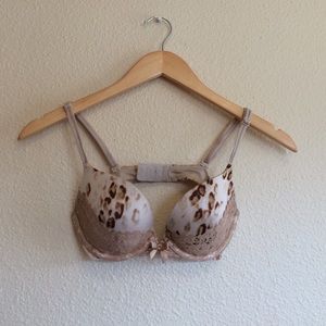 VS 32B push up bra