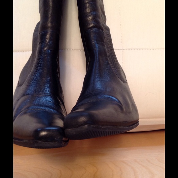 Cole Hann Leather Boots Addl Pics - Picture 3 of 4