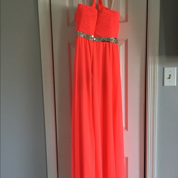 Prom dress - Picture 2 of 3