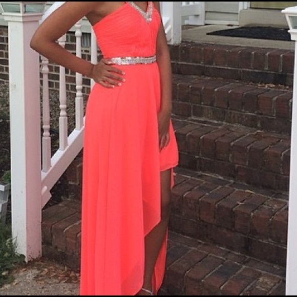 Prom dress - Picture 3 of 3