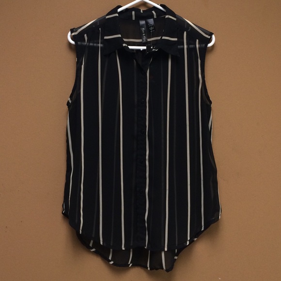 Sleeveless Button Down Top