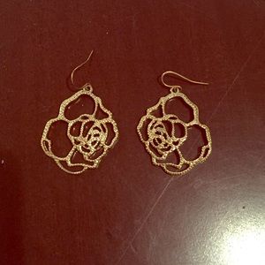 Gold rose earrings