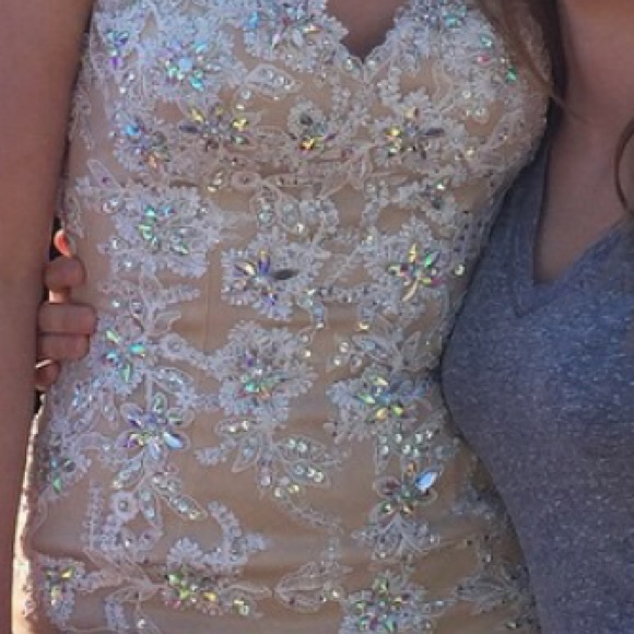 PROM DRESS⚡️OFFERS ACCEPTED⚡️ - Picture 3 of 3