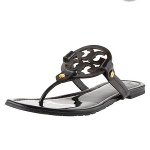 ISO. Tory Burch sandals!! (Not selling these)