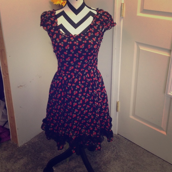 Hot Topic Dresses & Skirts - Hot topic retro cherry dress - med