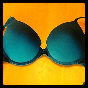 Victoria's Secret PINK black pushup bra. 34C.