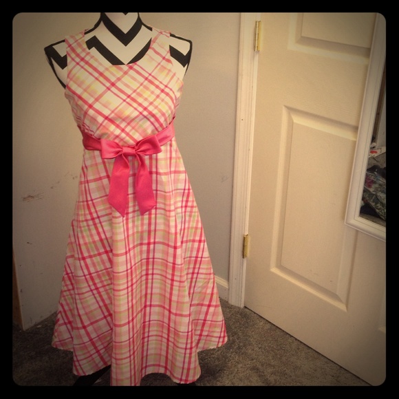 Pink and white Sunday dress jr's size 14