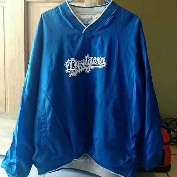 dodger sweater