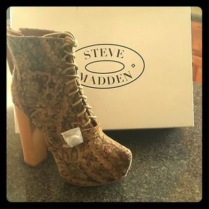 STEVE MADDEN SHOES