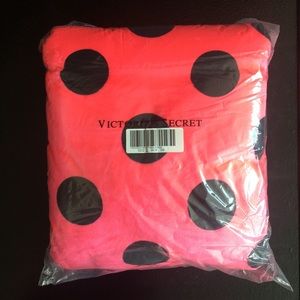 Vs pink sherpa blanket