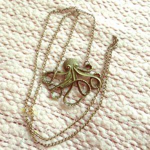 Squid pendant necklace🐙