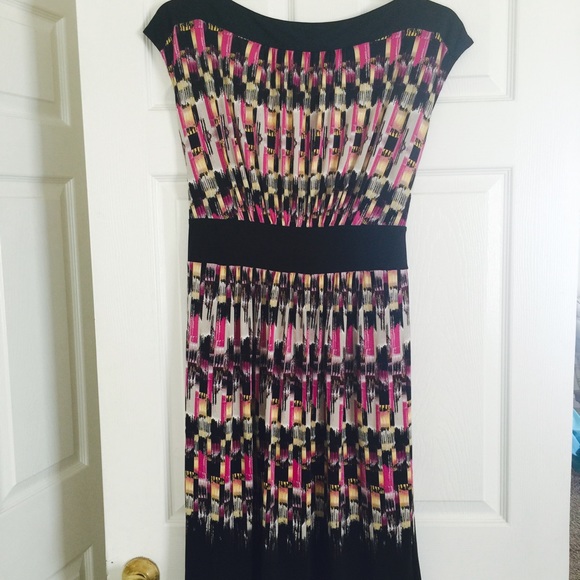 Black purple yellow dress size XL