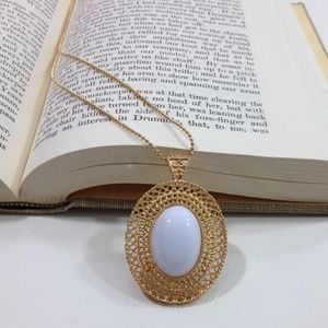 Beautiful Oval Necklace
