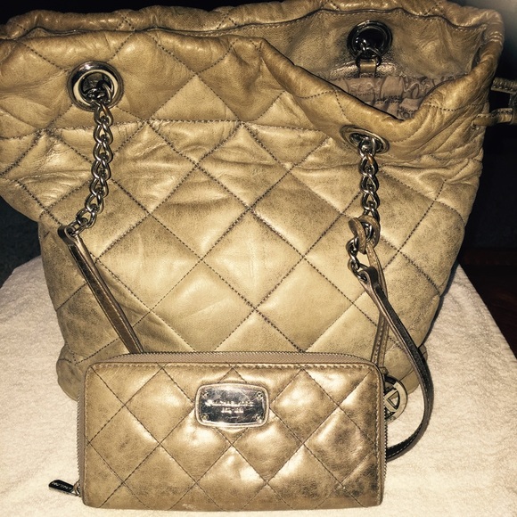 MK quilted north-south hand bag & wallet