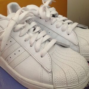Adidas Superstars white on white size 6 women!