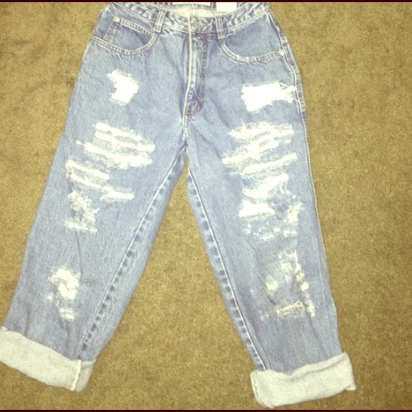 High Waisted Distressed Boyfriend Jeans