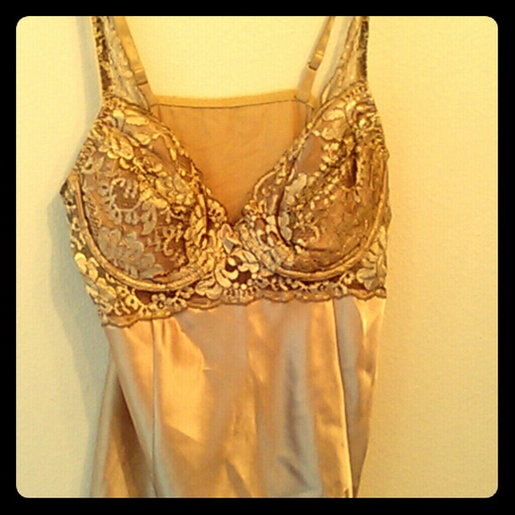 Beautiful gold Victoria's Secret lingerie slip! M. - Picture 1 of 4