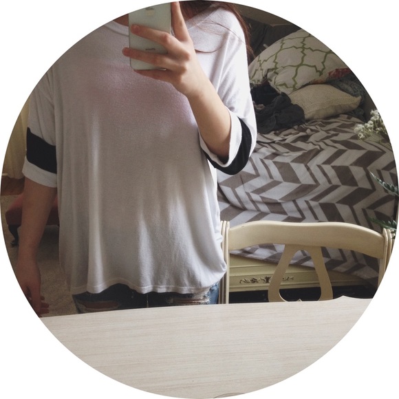 BRANDY MELVILLE MANOELA TOP
