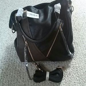 Black / brown accent purse